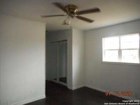 1012 Anna Drive Pleasanton TX 78064