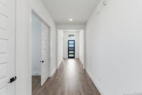 8903 Arroyo Grove San Antonio TX 78263