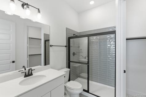 8903 Arroyo Grove San Antonio TX 78263