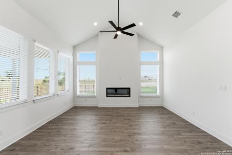 8903 Arroyo Grove San Antonio TX 78263
