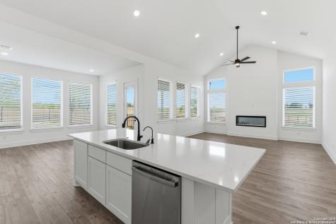 8903 Arroyo Grove San Antonio TX 78263
