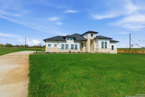 8903 Arroyo Grove San Antonio TX 78263