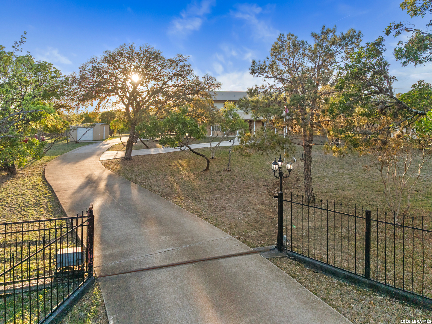 205 Rolling Oaks San Antonio TX 78253