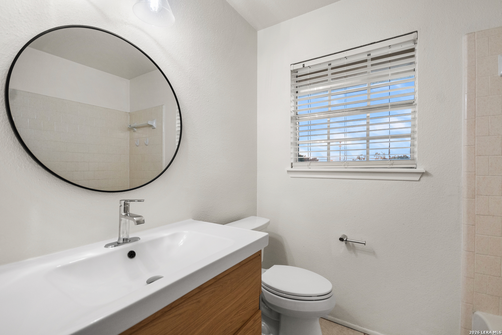 205 Rolling Oaks San Antonio TX 78253