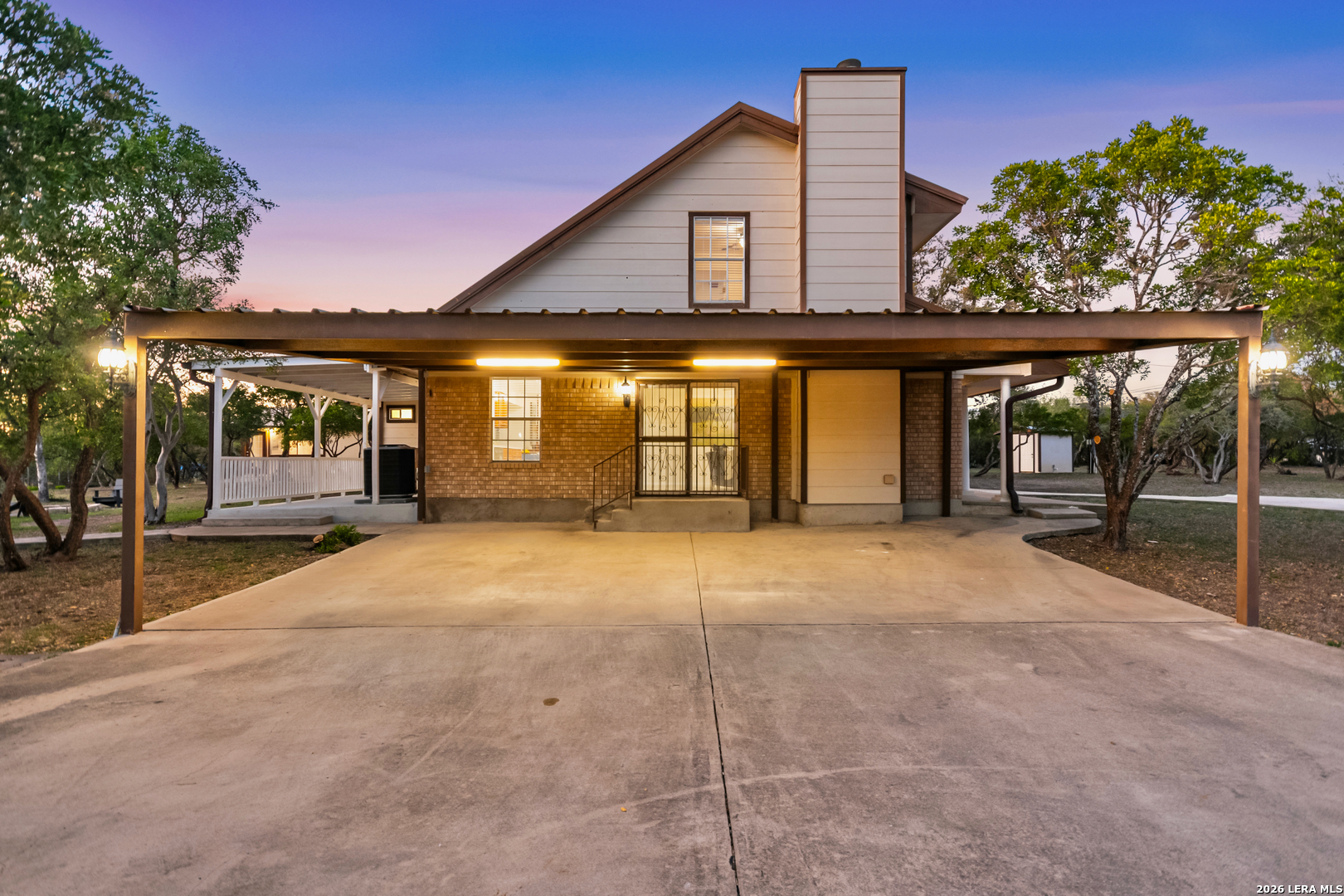 205 Rolling Oaks San Antonio TX 78253