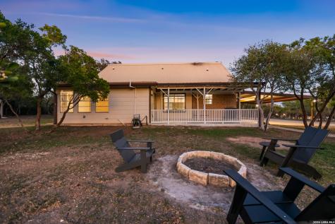 205 Rolling Oaks San Antonio TX 78253