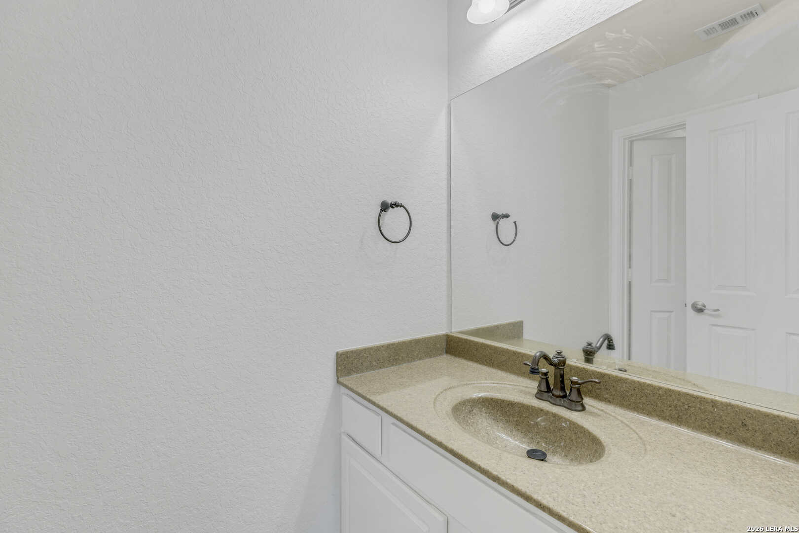125 Brook Shire Cibolo TX 78108
