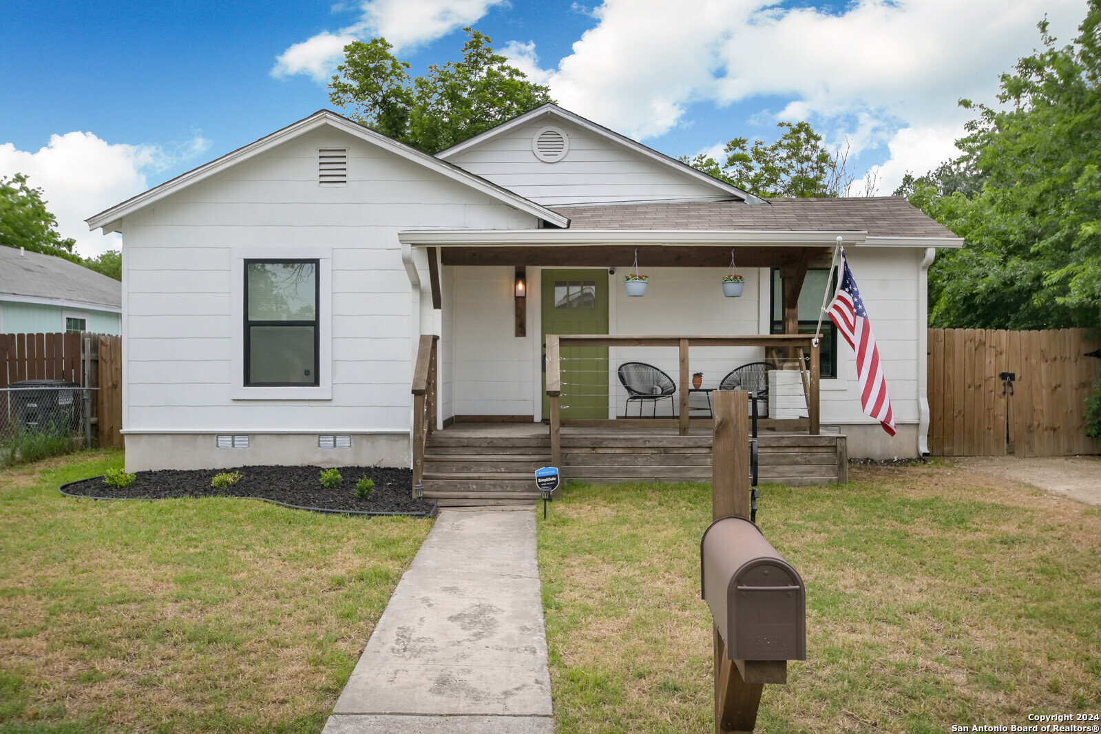 1034 San Francisco San Antonio TX 78201