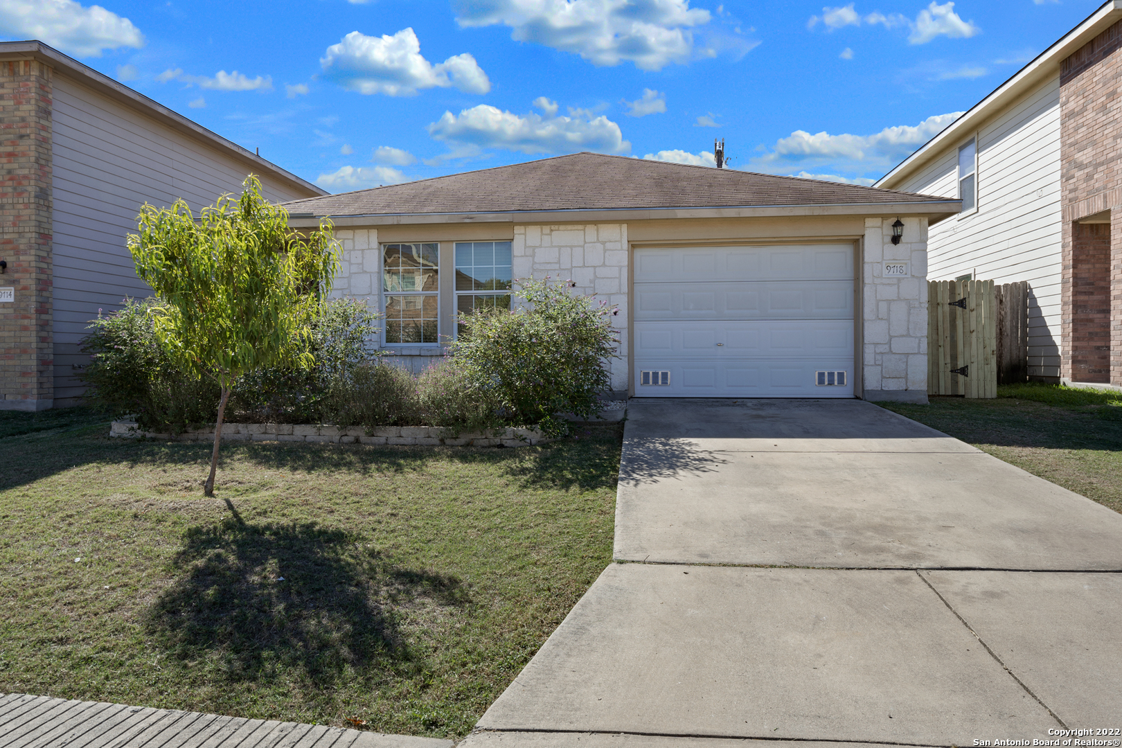 9718 Liberty Green San Antonio TX 78245