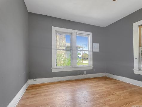 423 Barrett Place San Antonio TX 78225