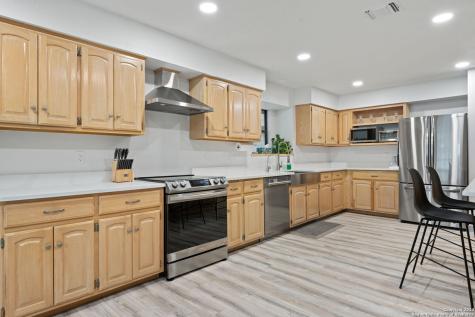 4531 Rock Elm Woods San Antonio TX 78249