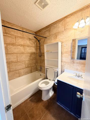 8911 Kenton Briar San Antonio TX 78240