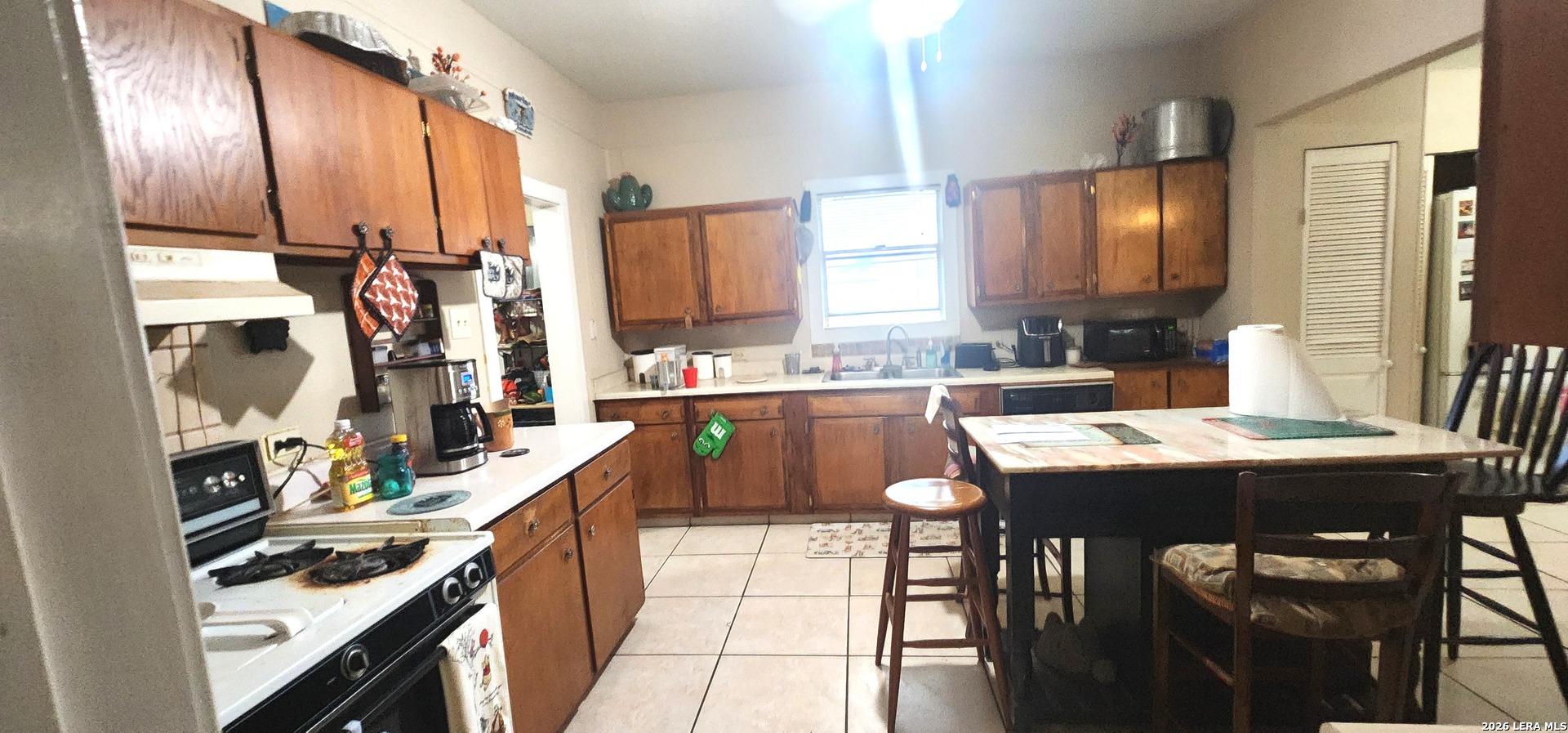 3303 W Travis Street San Antonio TX 78207