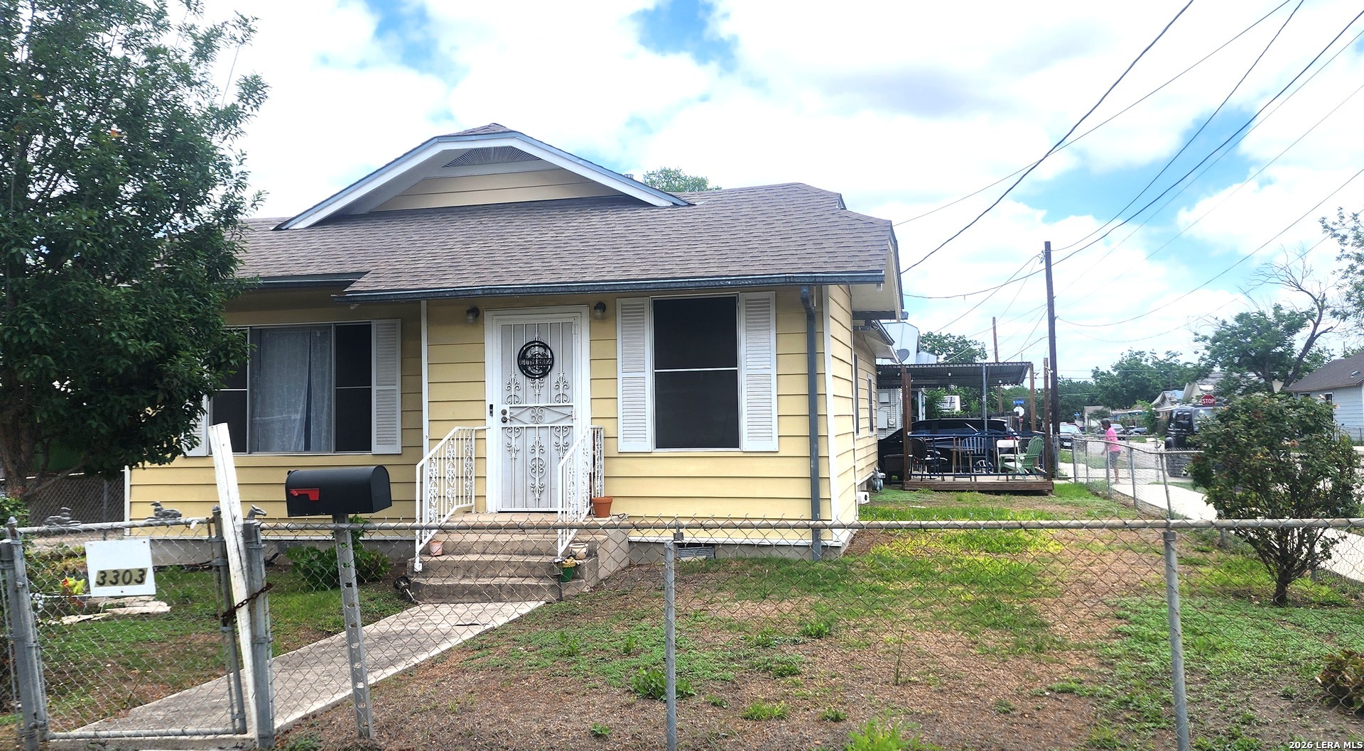 3303 W Travis Street San Antonio TX 78207