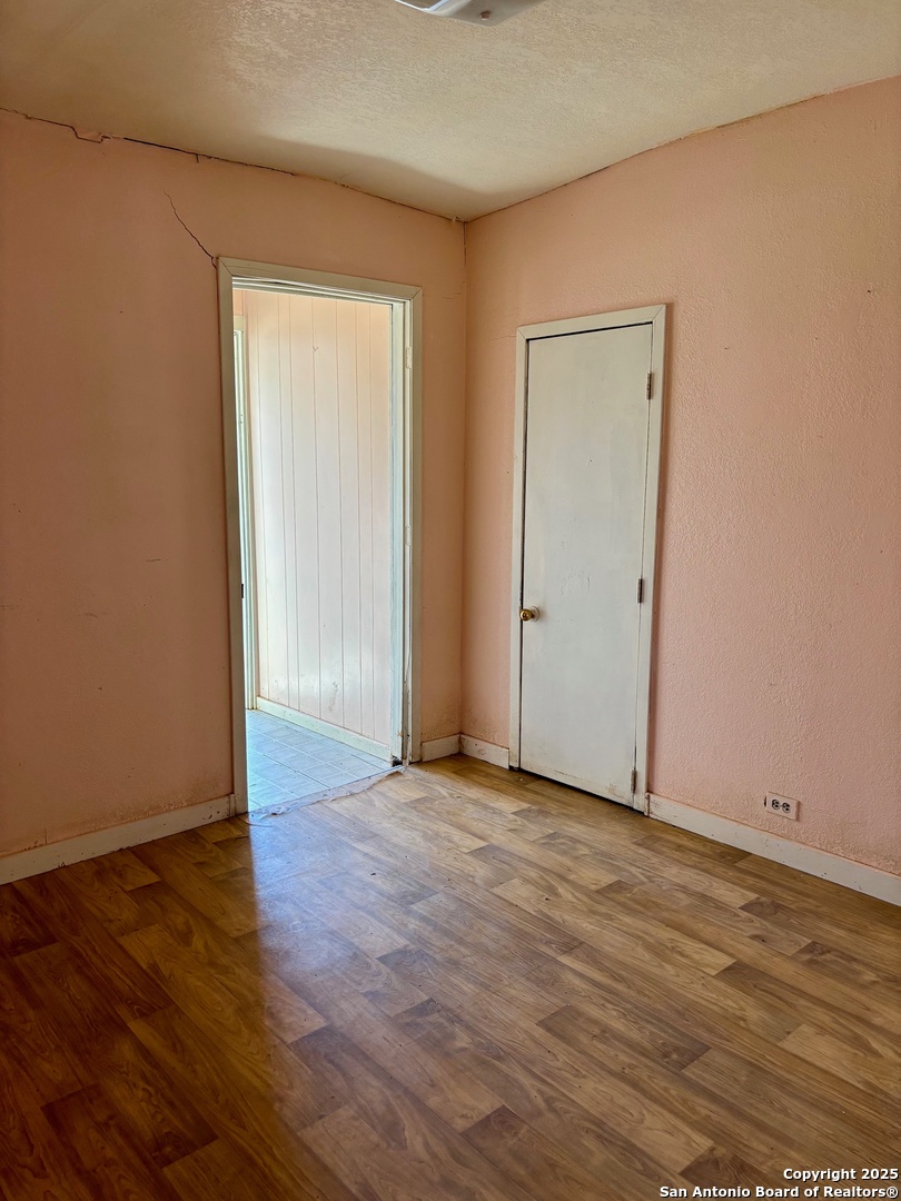 732 E Mesquite Uvalde TX 78801