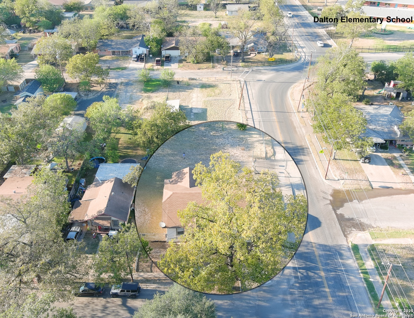 732 E Mesquite Uvalde TX 78801