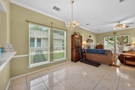 8614 Sunny Oaks San Antonio TX 78250