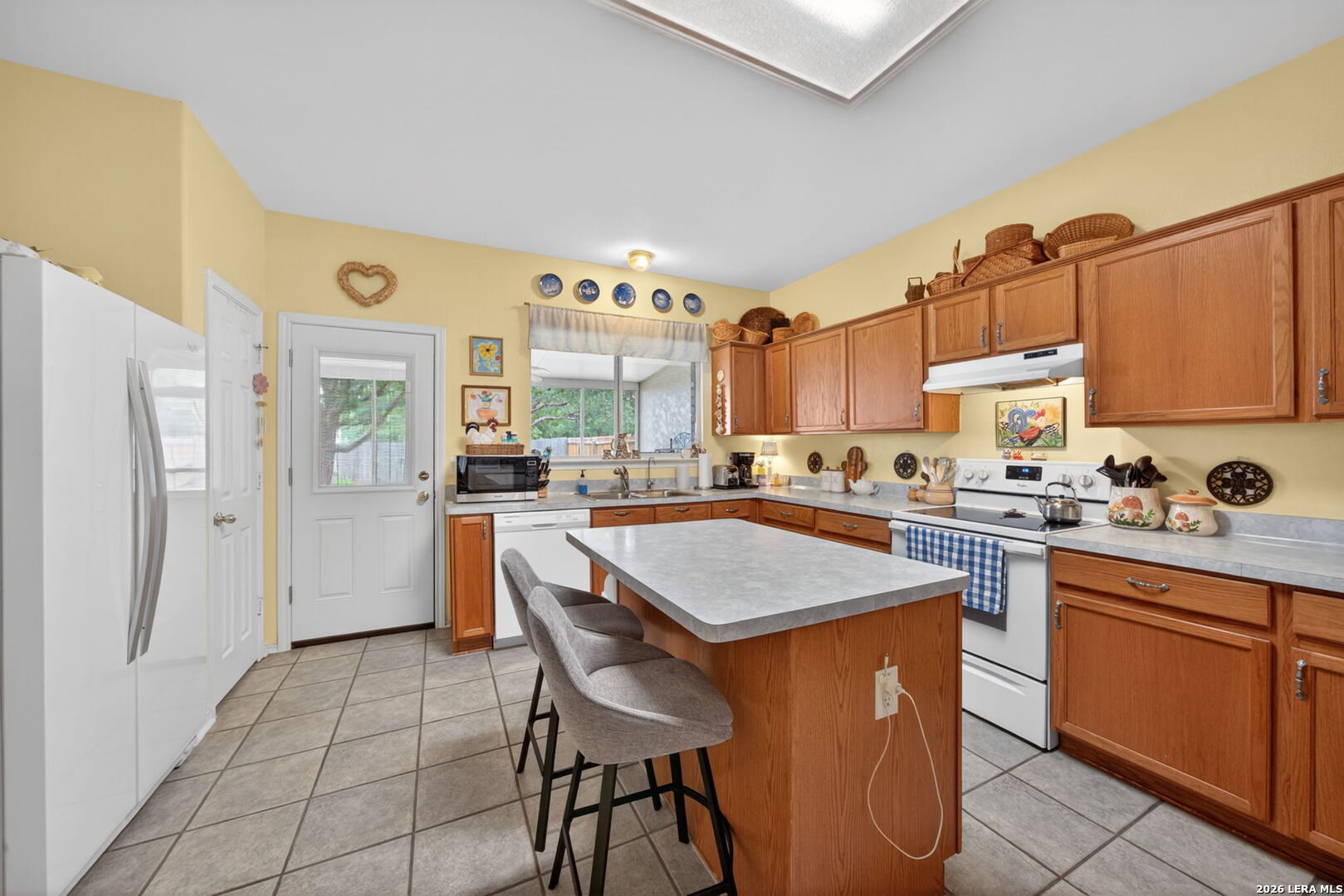 8614 Sunny Oaks San Antonio TX 78250