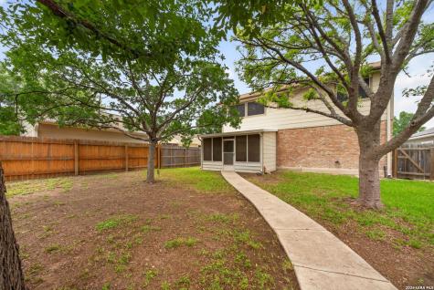 8614 Sunny Oaks San Antonio TX 78250