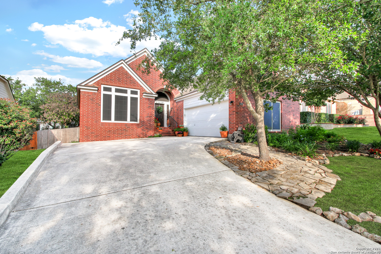 21610 Bear Ridge San Antonio TX 78258