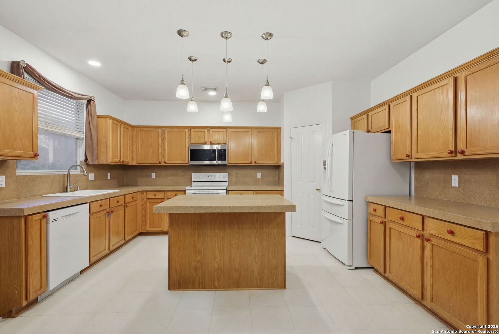 21714 Cliff View San Antonio TX 78259