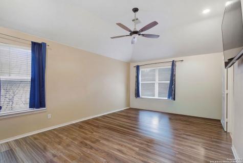21714 Cliff View San Antonio TX 78259
