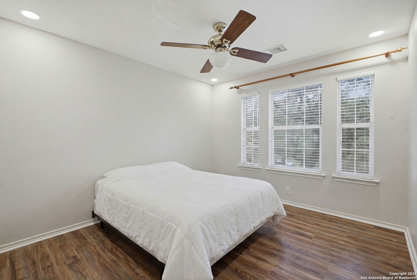 21714 Cliff View San Antonio TX 78259