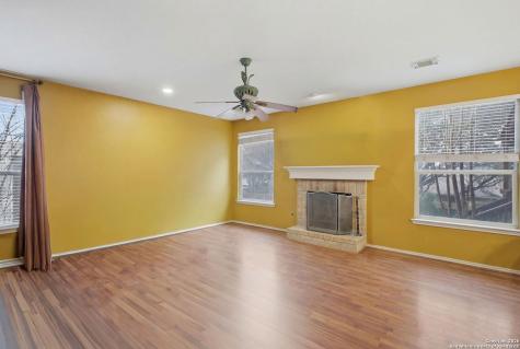 21714 Cliff View San Antonio TX 78259