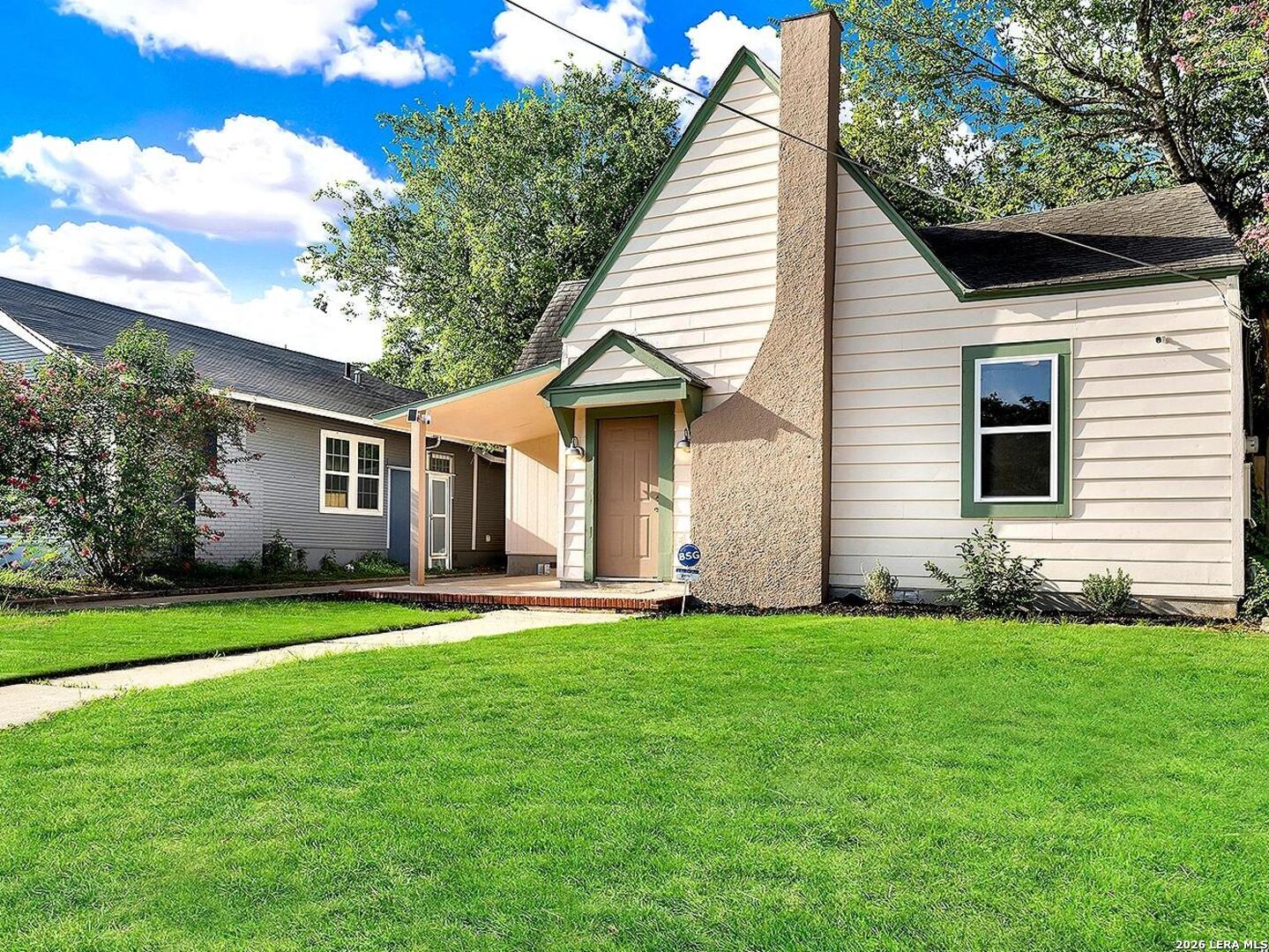 1328 N Center San Antonio TX 78202