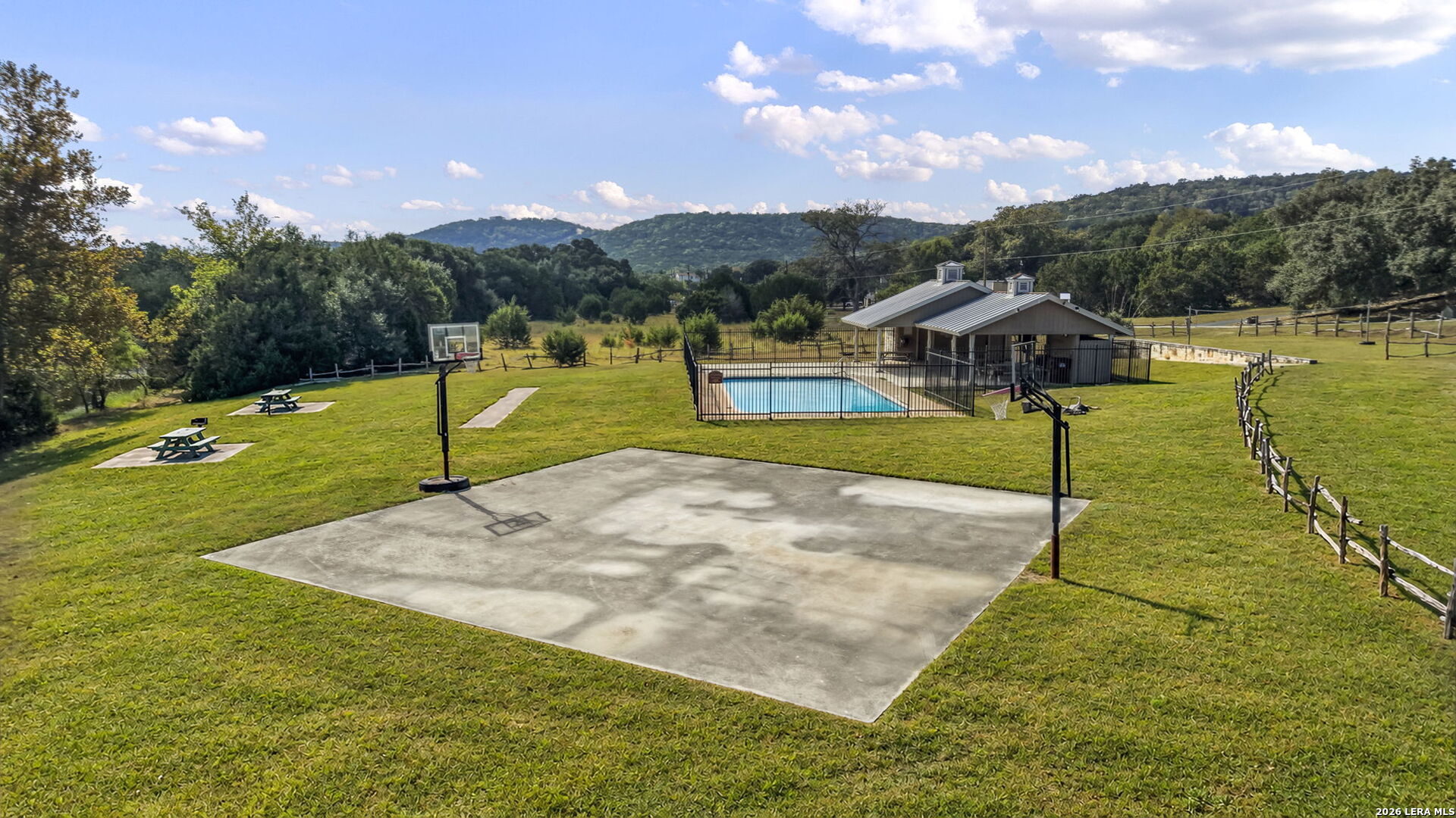 139 Sycamore Helotes TX 78023