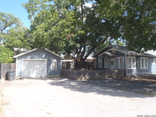 190 S Chestnut Avenue New Braunfels TX 78130