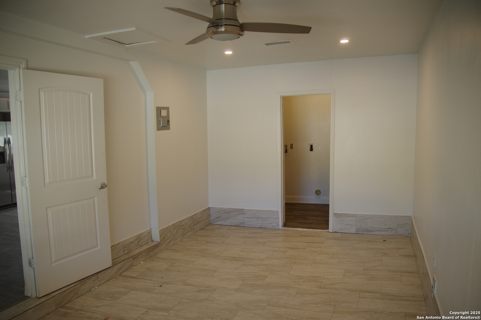 4406 Desert View San Antonio TX 78217