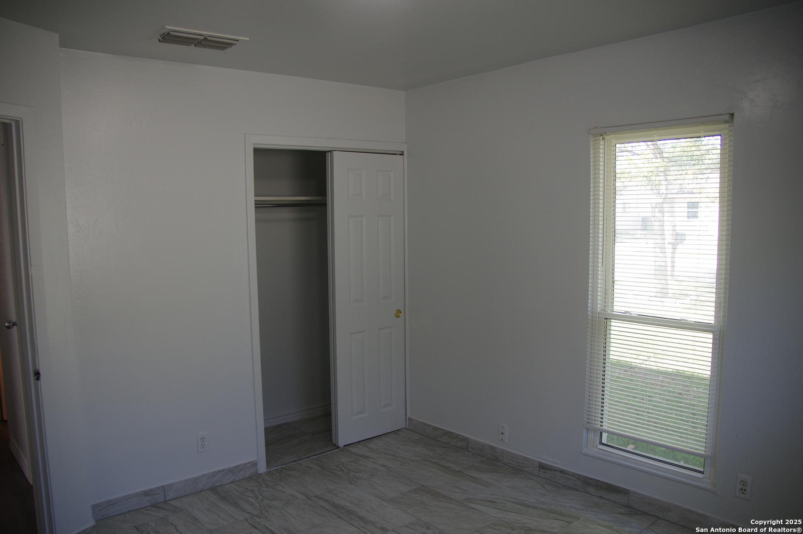 4406 Desert View San Antonio TX 78217