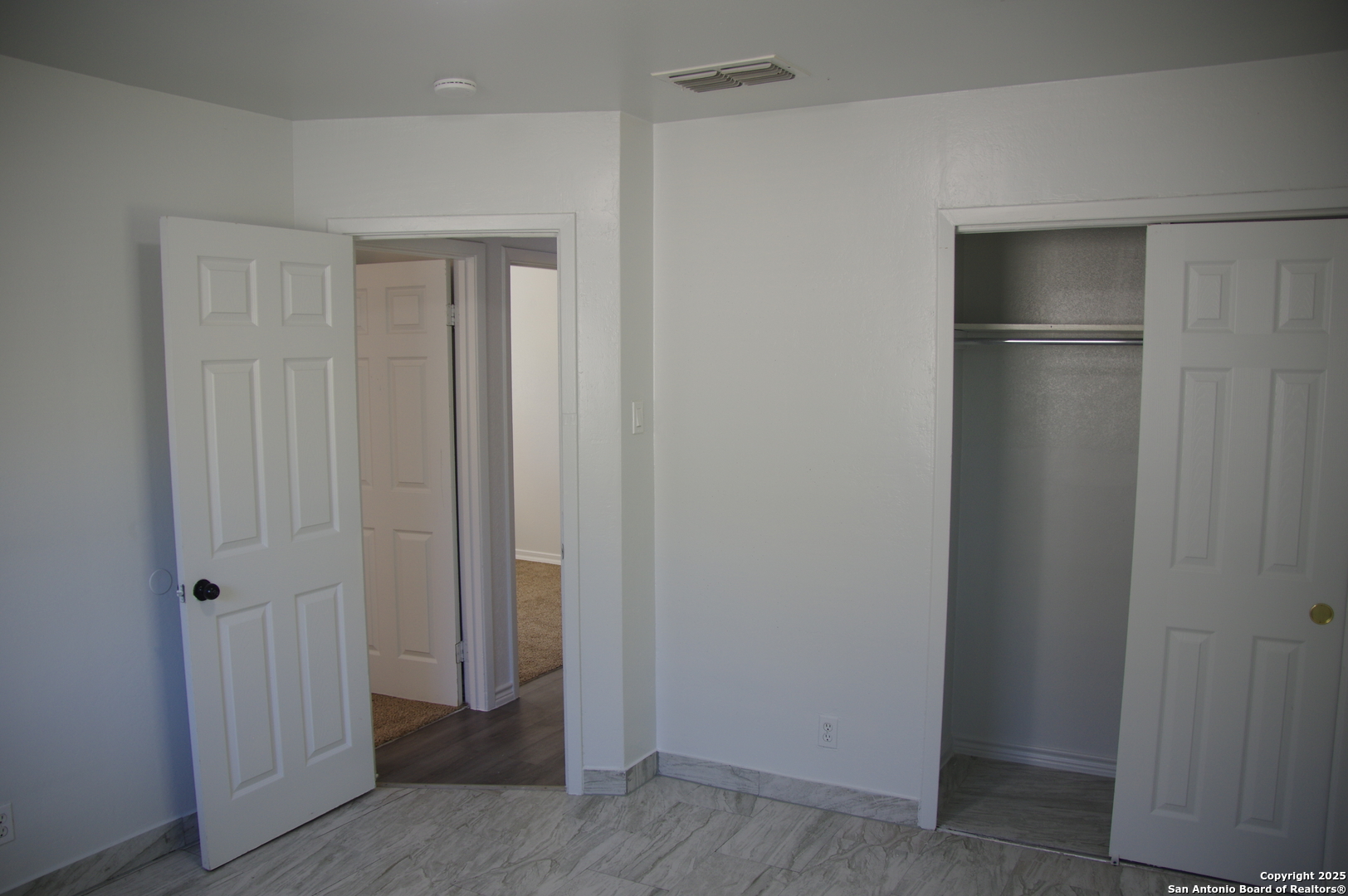 4406 Desert View San Antonio TX 78217