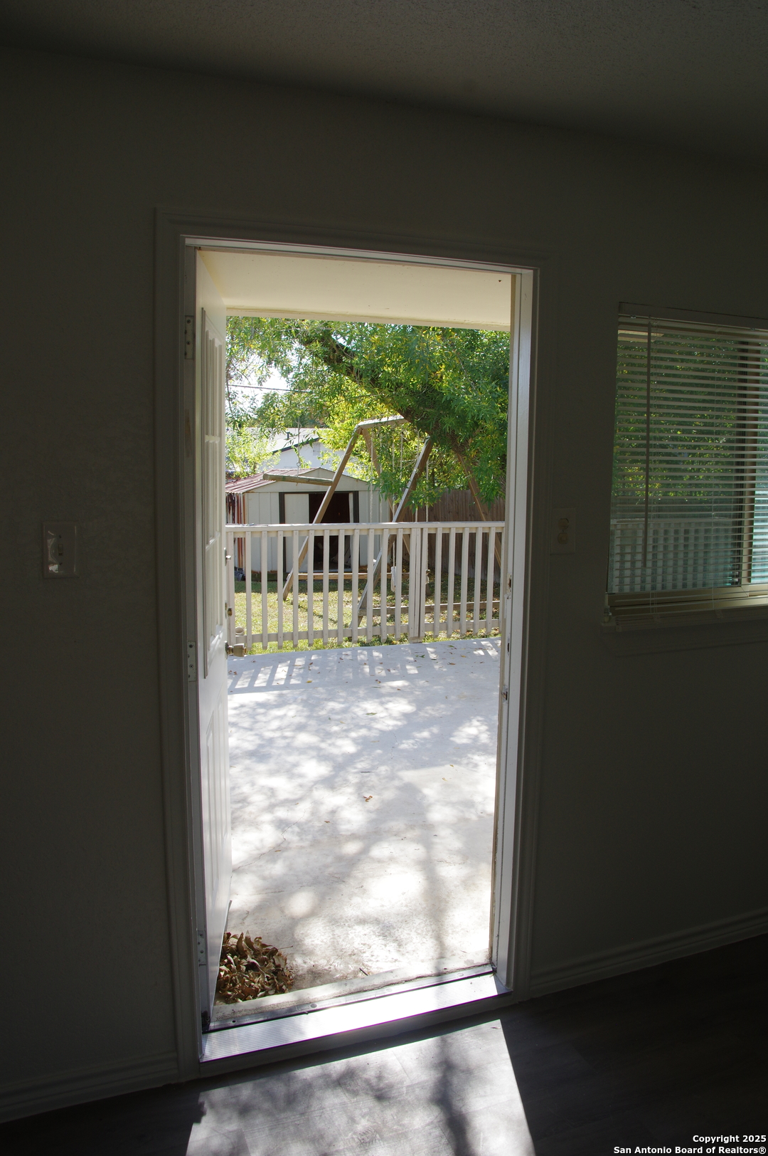 4406 Desert View San Antonio TX 78217