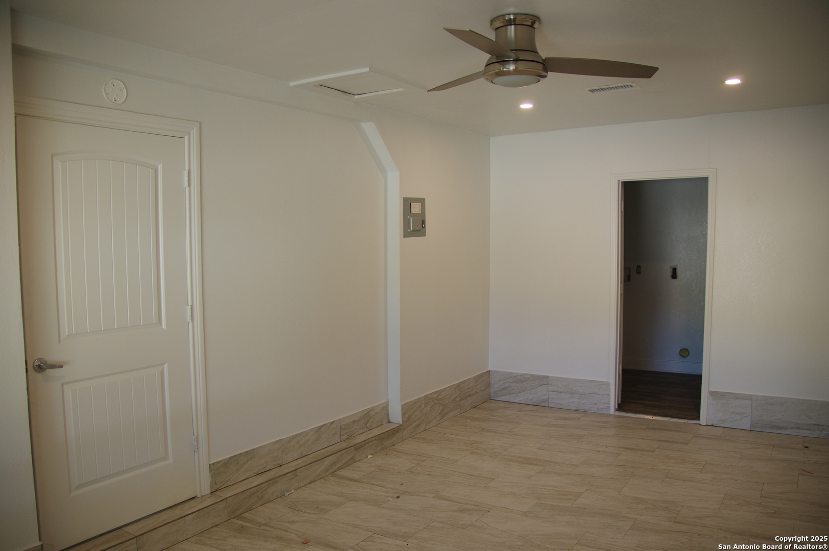 4406 Desert View San Antonio TX 78217