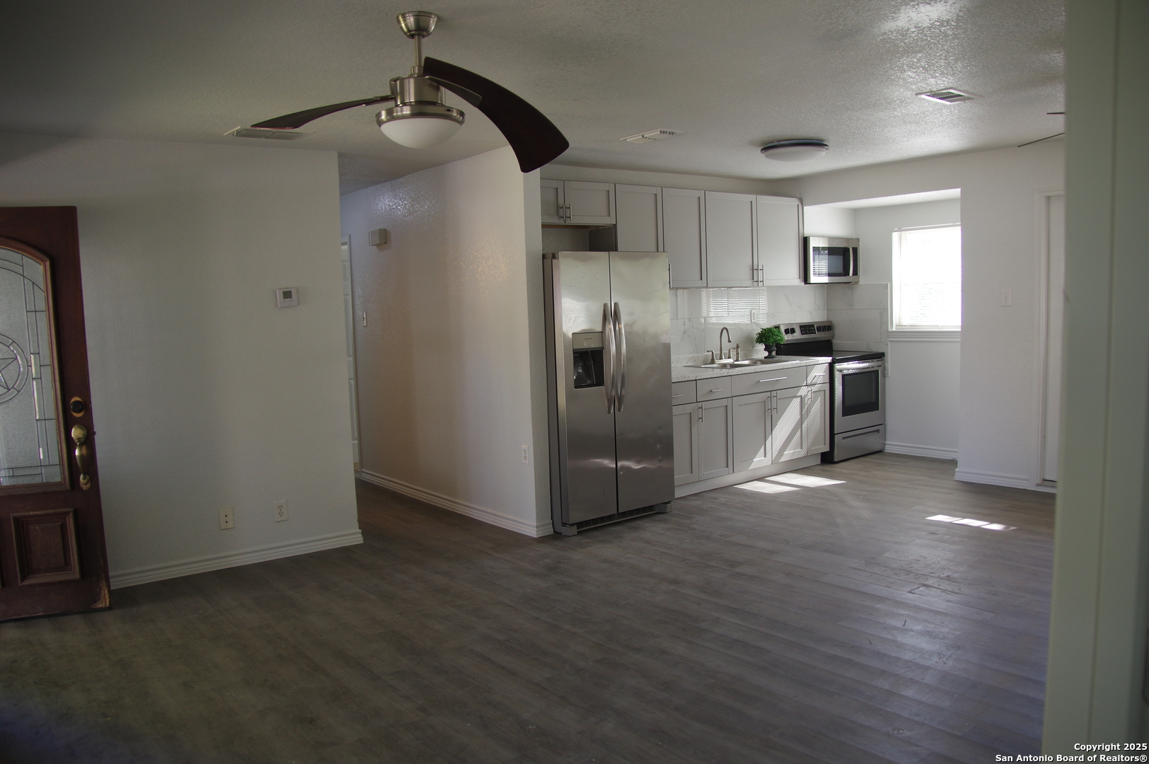 4406 Desert View San Antonio TX 78217