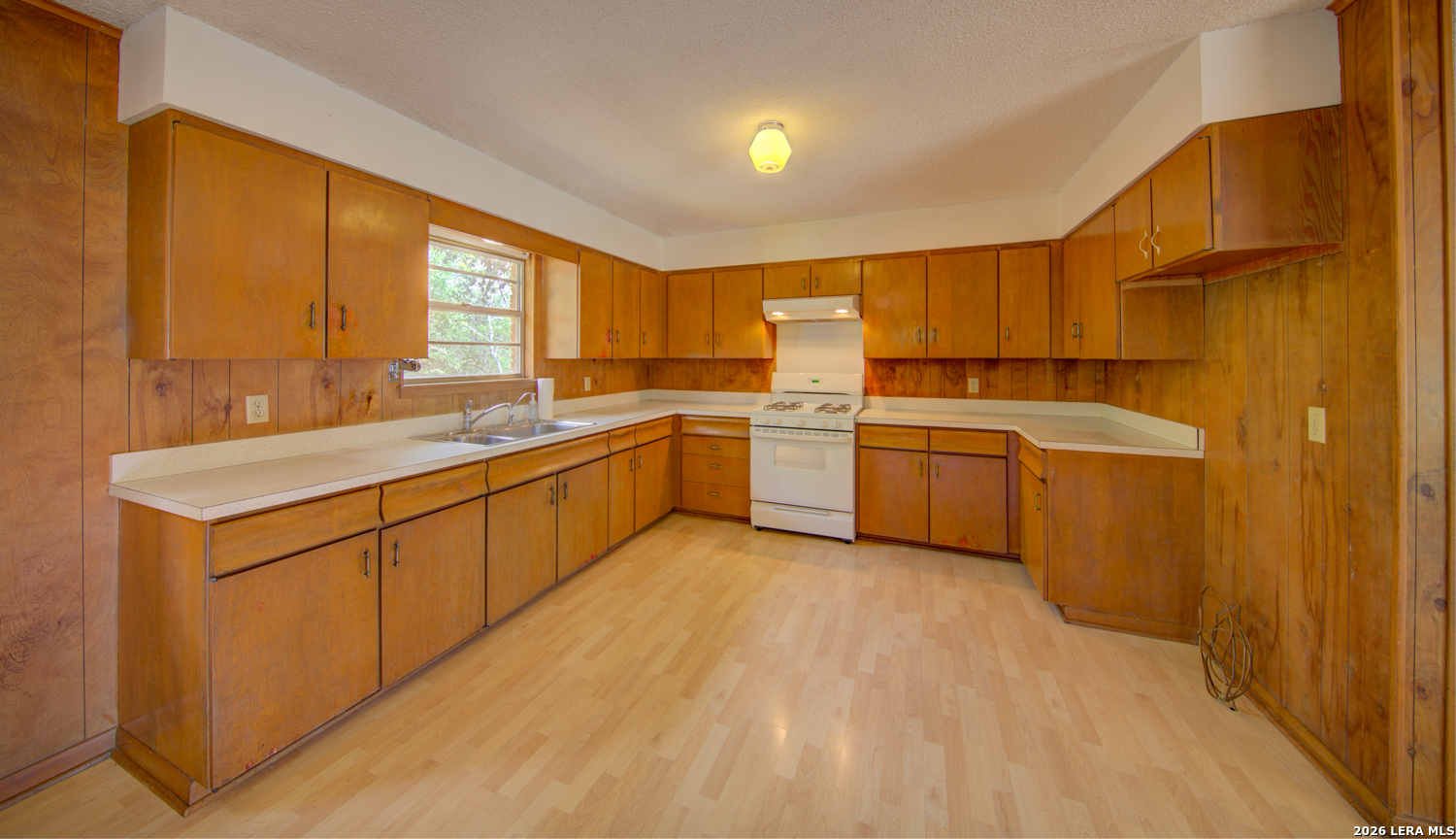105 Walnut Grove Road Boerne TX 78006