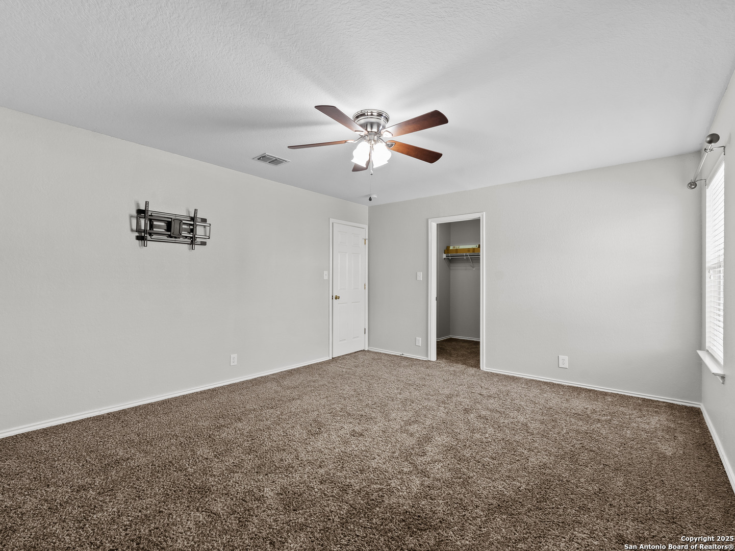 7815 Ironside Port San Antonio TX 78227