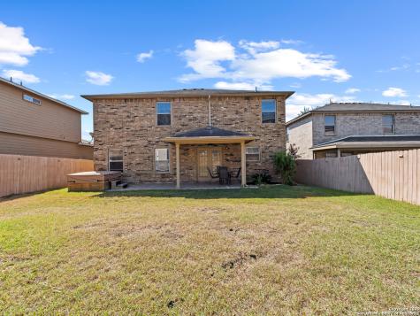 7815 Ironside Port San Antonio TX 78227