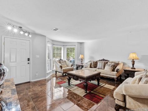 7815 Ironside Port San Antonio TX 78227