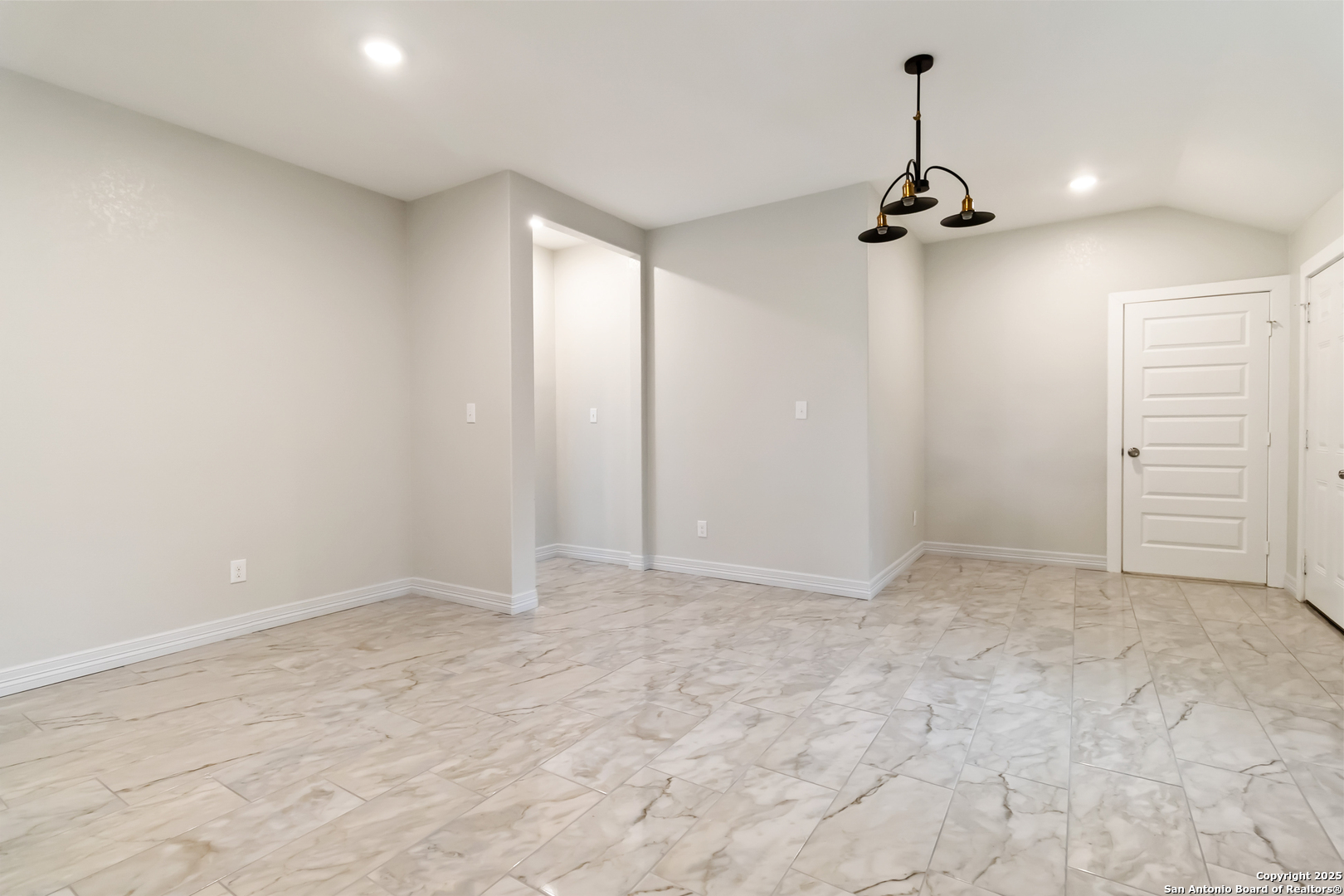 10302 Renova San Antonio TX 78214