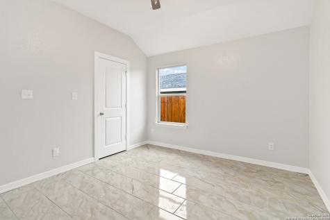 10302 Renova San Antonio TX 78214