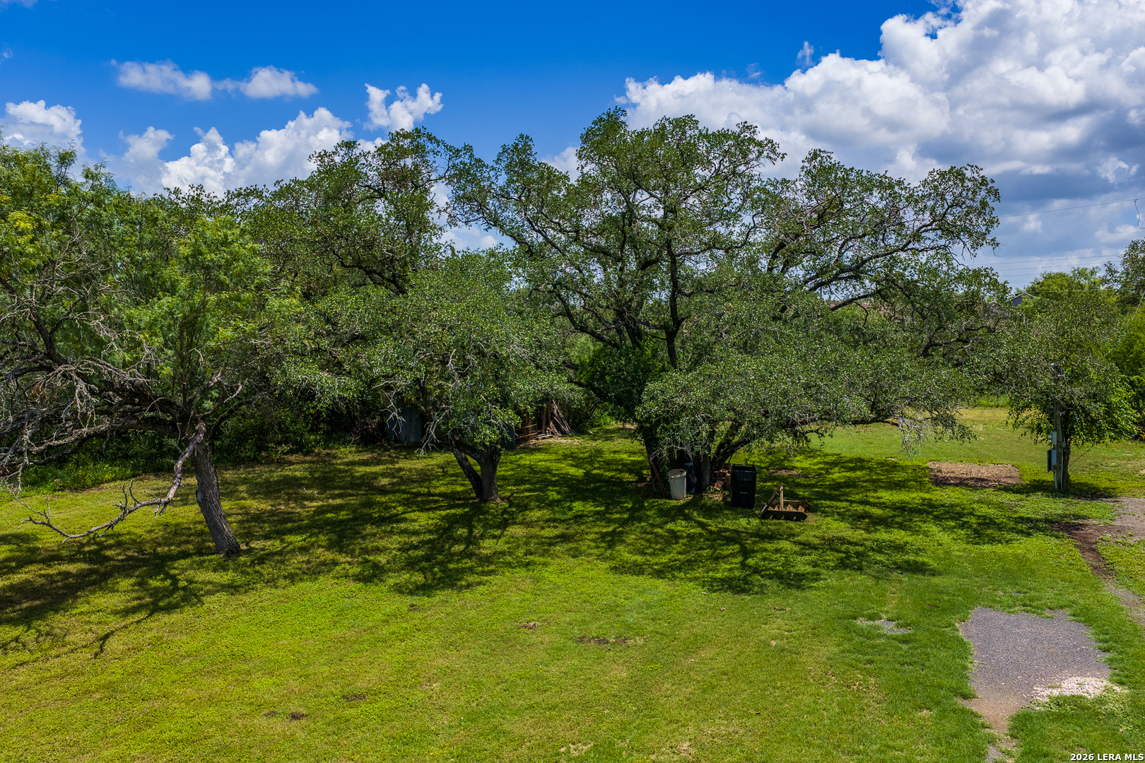 502 S Orange Street Sabinal TX 78881