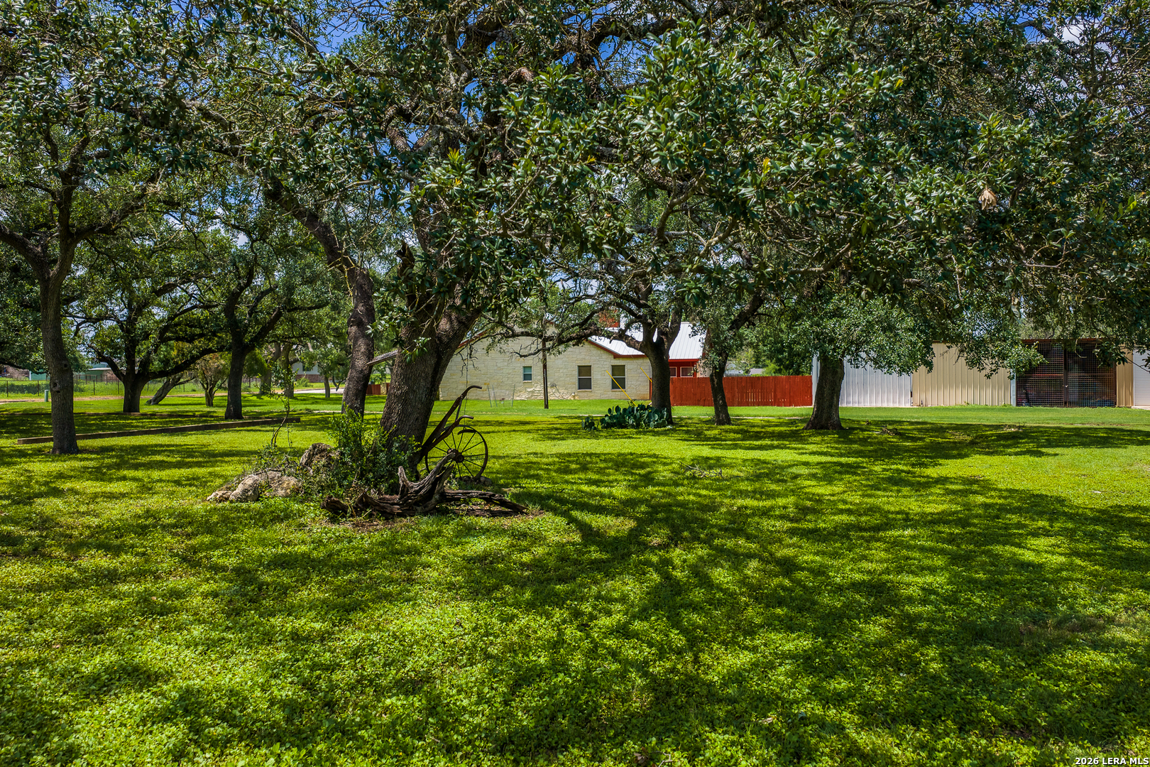 502 S Orange Street Sabinal TX 78881
