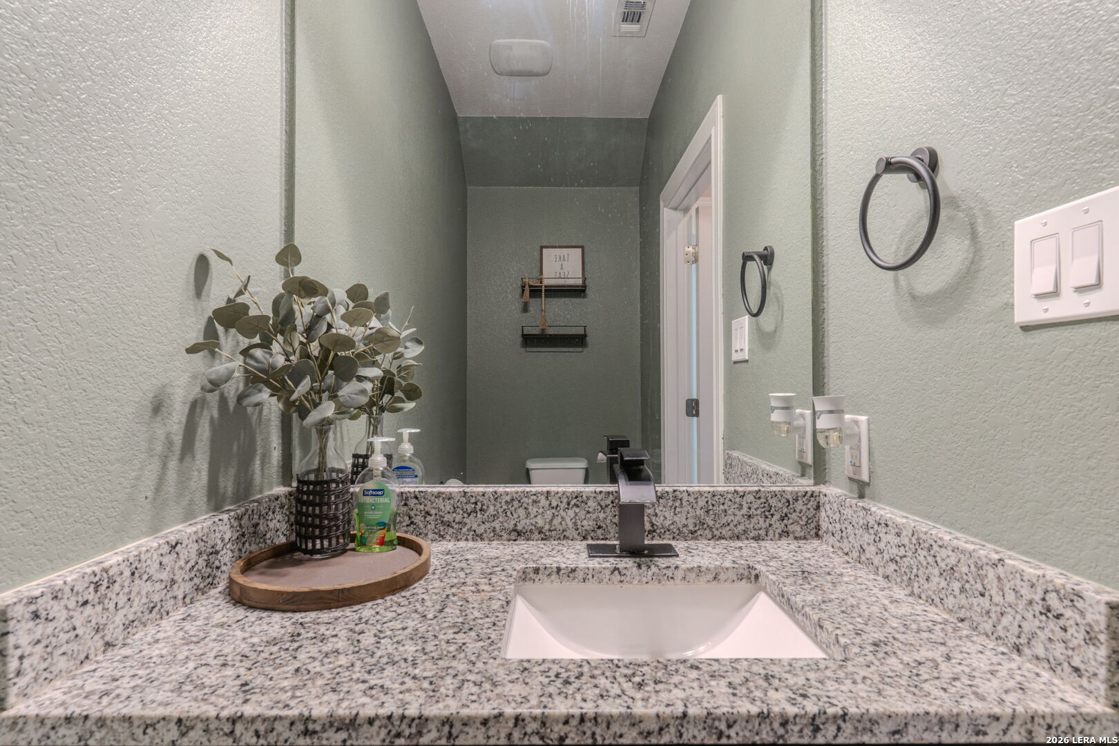 5838 Burro Stone San Antonio TX 78253