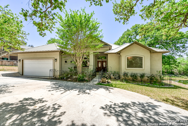 810 Hi Circle W Horseshoe Bay TX 78657