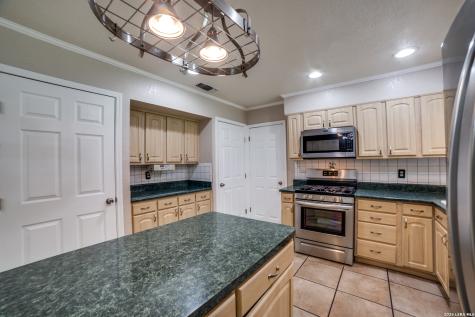 5815 Fawn Valley Drive San Antonio TX 78242