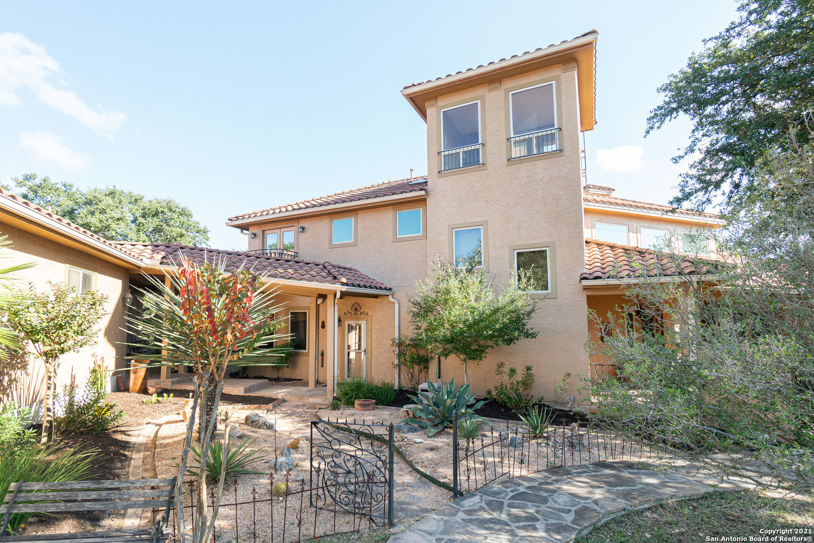 215 Santa Fe Trail Boerne TX 78006