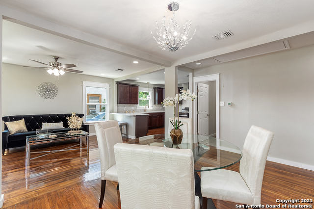 2307 W Woodlawn Avenue San Antonio TX 78201